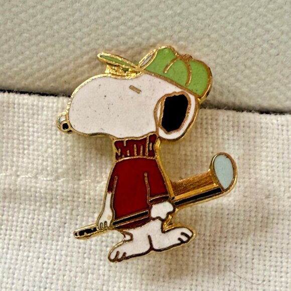 Peanuts Jewelry - Vintage Peanuts Snoopy Collectible Enamel Lapel Pin Golf 1.5"